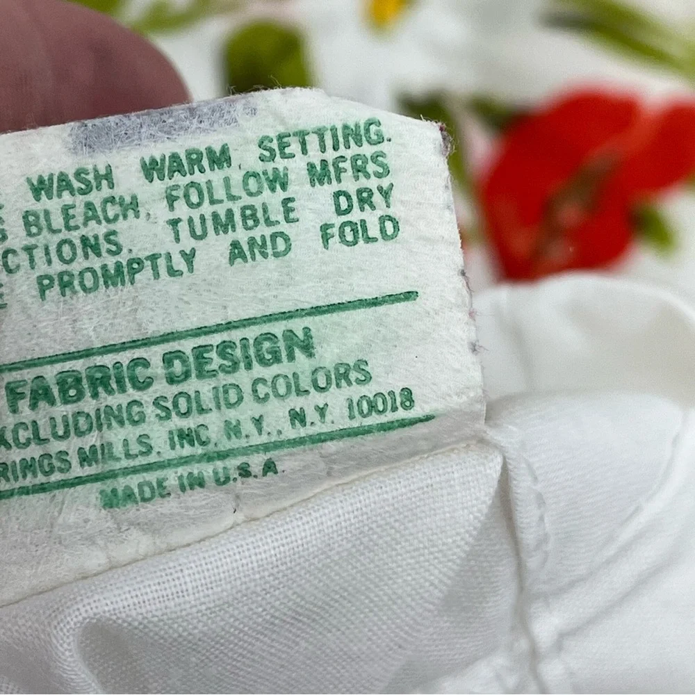 Vintage 70’s floral pillow case poppy daisy 0330 standard white red green